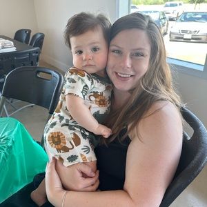 Meet your Posher, Rebecca